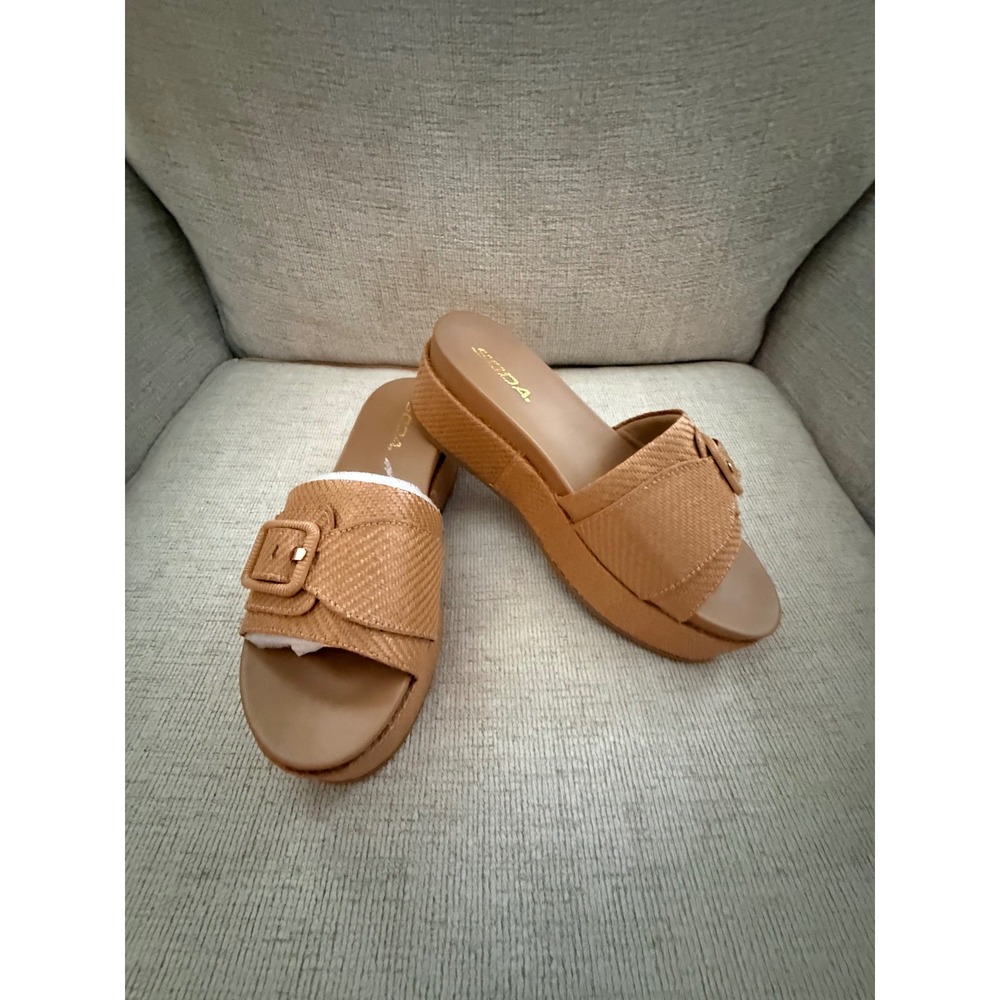 Soda Lulah camel raffia woven buckle platform slide sandals women's 8.5 new